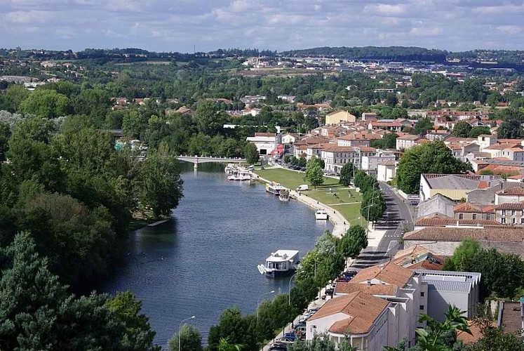 La Charente, le bel arrière-pays vallonné du Cognac
