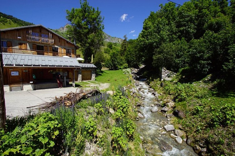 Trail du Grand-Nant de Nâves (1 bleu)