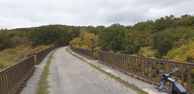 découverte du viaduc de Culles les roches