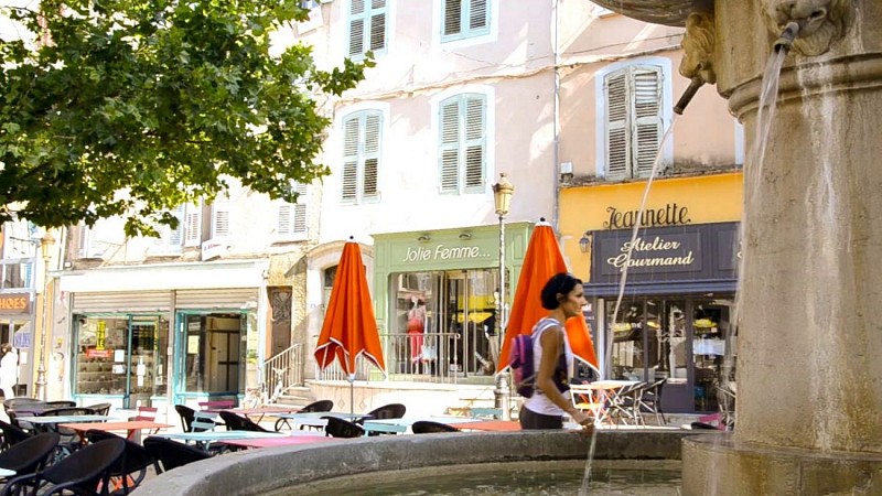 Randonnée urbaine, l'eau et le rocher de Gueit, Brignoles