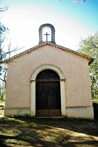 Randonnée pédagogique, le trésor du petit peuple, Fox Amphoux