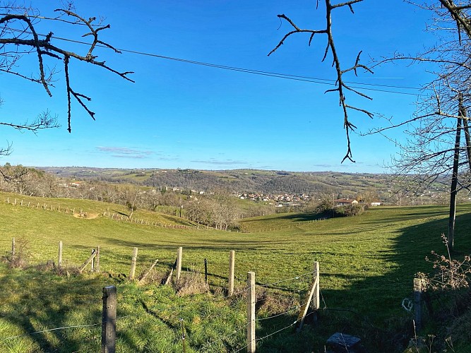 Vue à Germès