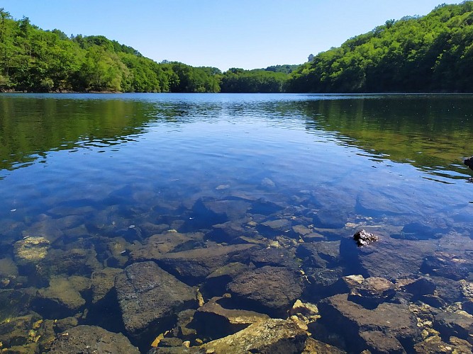 Le sentier des Fraulières
