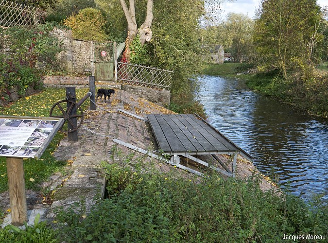 FAVERAYE MACHELLES - 56 - CIRCUIT DE MACHELLES