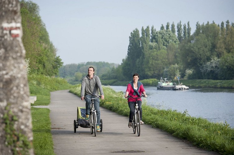 A vélo dans la cité des 5 clochers