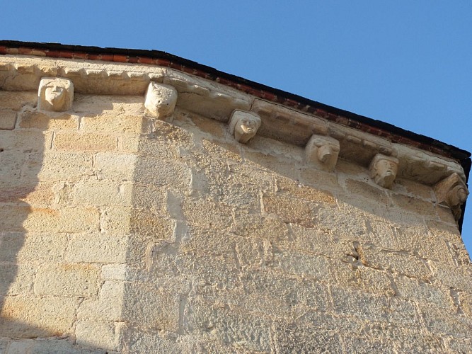 Du château au moulin