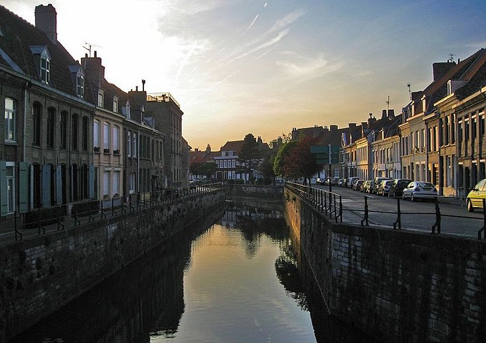 Canal de Bergues, uno de los canales más antiguos de Francia