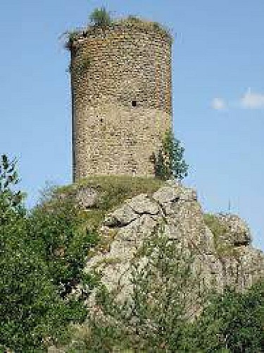 La Tour de Rognon et le Ravin de Quinsat par le Village de Treizanches