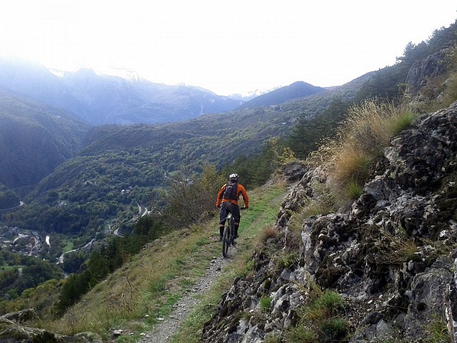 The Col de la Valette from Besse