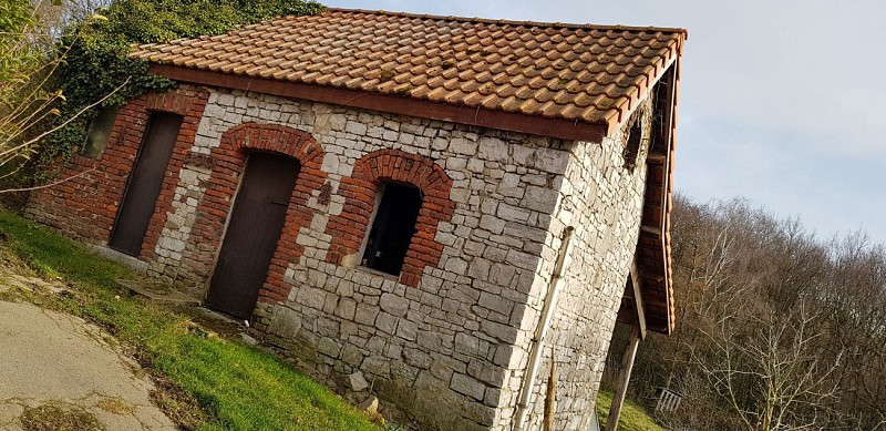 Le bois Saint-Remacle, le quartier Saint-Roch, les vignes d'Aigremont et le Pré Renard