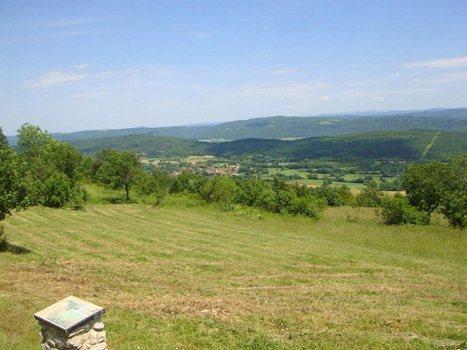 Les Roches de Cuiron - Chapelle des Conches