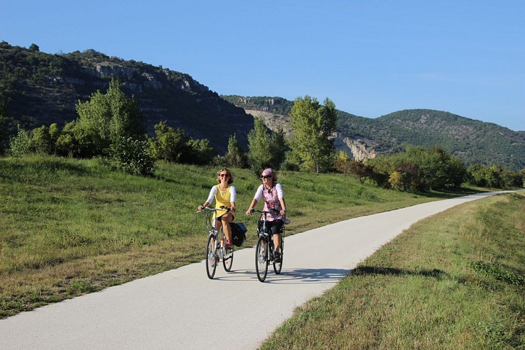 Piste cyclable sur ViaRhôna en Ardèche