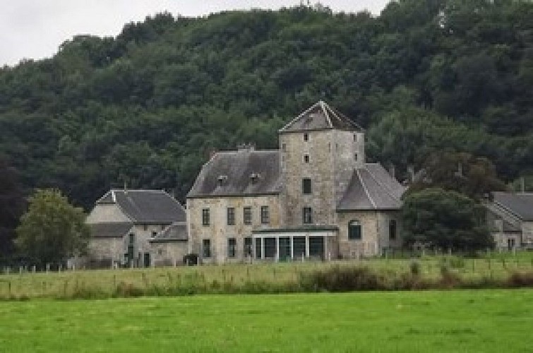Chateau-ferme de Renne
