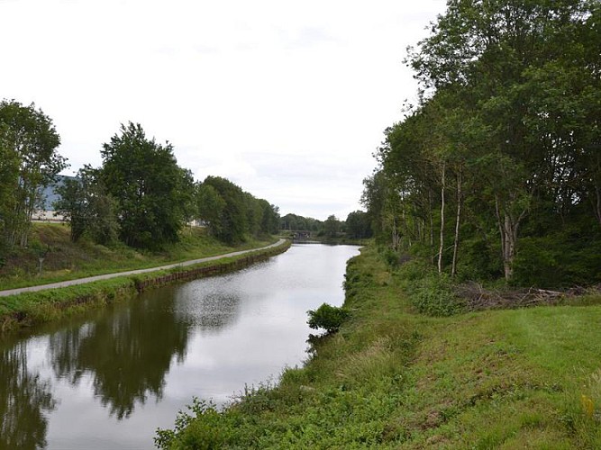 DER RADWANDERWEG „VOIE BLEUE“ – EPINAL – BAINS LES BAINS