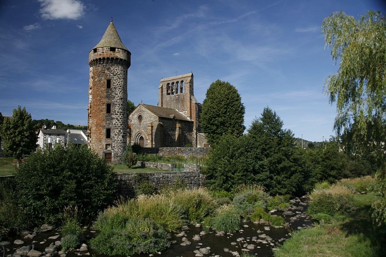 The Planèze of Saint-Flour_Saint-Flour