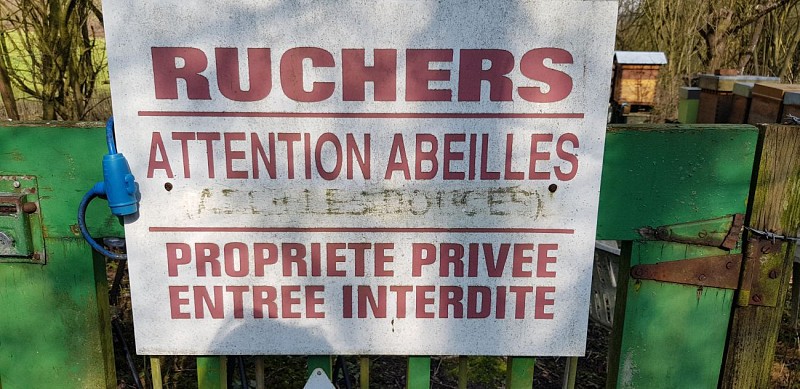 Au départ du Fort, traversez chemins, vignes et lieux-dits de Flémalle