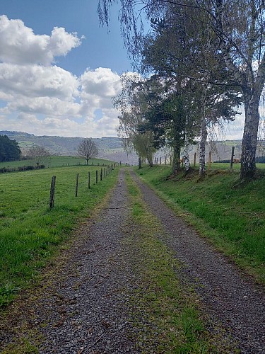 Randonnée Magnac - Fridefont