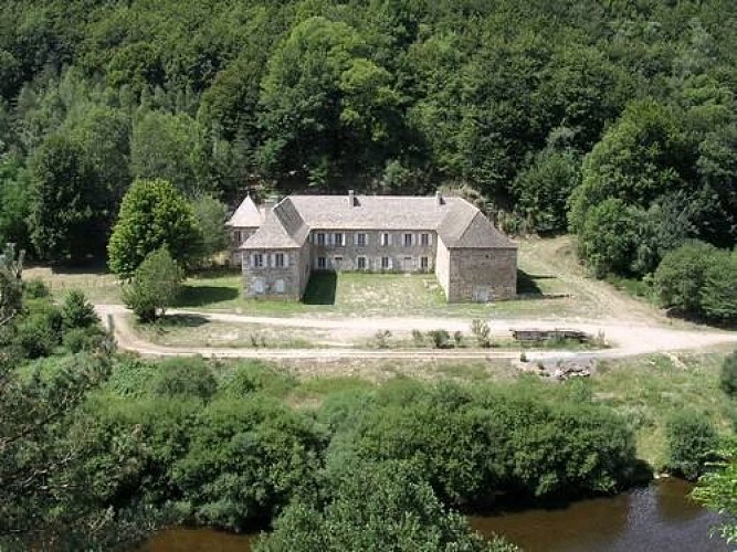 La Vallée de la Truyère-Loubaresse