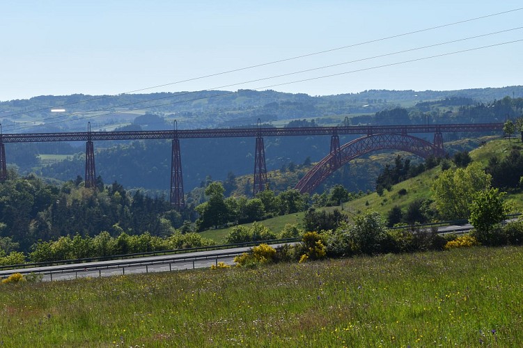 Le Chemin des écoliers de Signalauze-Ruynes-Margeride-Cantal-Auvergne