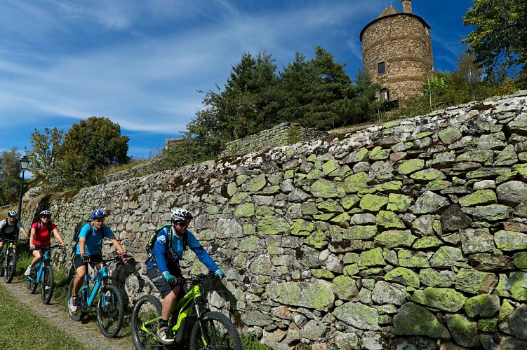 Grand Tour VTT à Ruynes