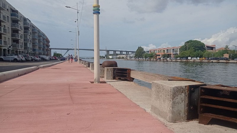 La vía verde desde la estación de Lavéra hasta el centro de la ciudad_Martigues