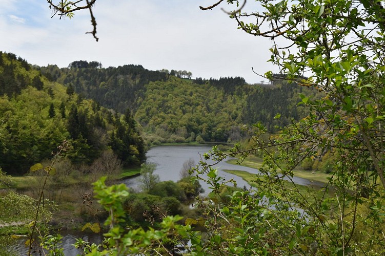 Prat-Long-Chaliers-randonnée-Margeride-Cantal-Auvergne