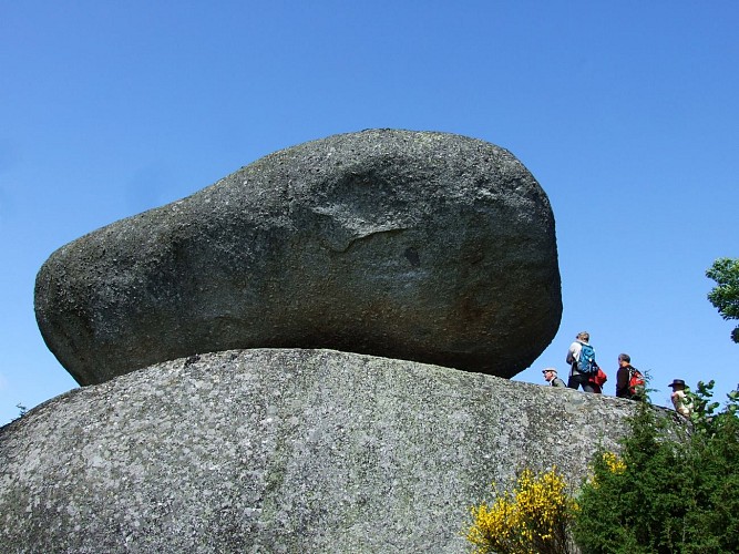Le chemin des écoliers de Saint-Marc-Margeride-Cantal-Auvergne