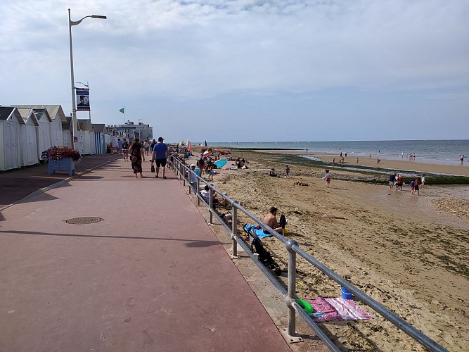 Digue promenade accessible