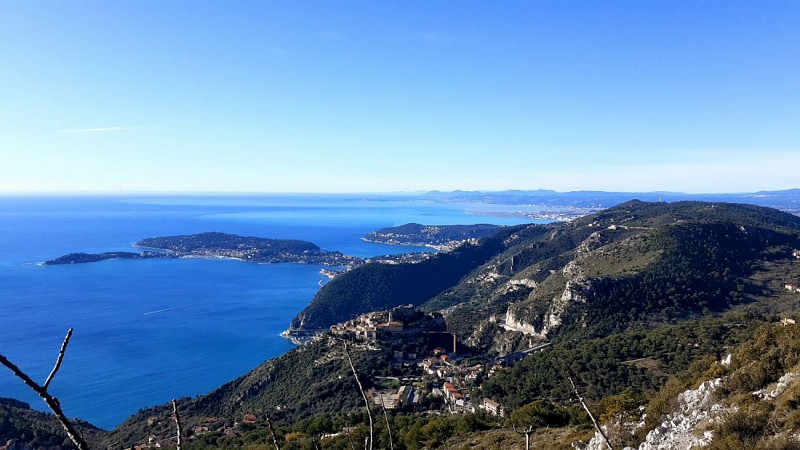 Panorama du Cap Ferrat à l'Estérel