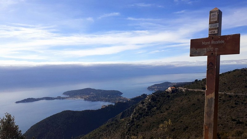Du sommet du Mont Bastide
