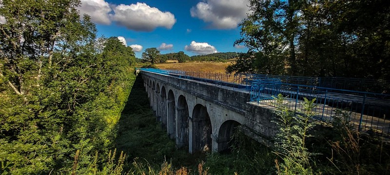 Acqueduc de Marigny Rigole d'Yonne_août 2020_Xavier Mathiaud (4)
