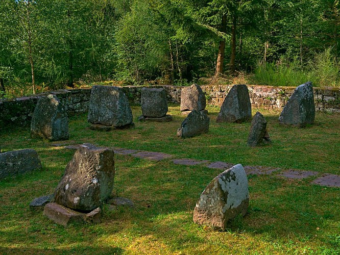 HIKING TRAIL : CIMETIÈRE GALLO-ROMAIN DE WALSCHEID