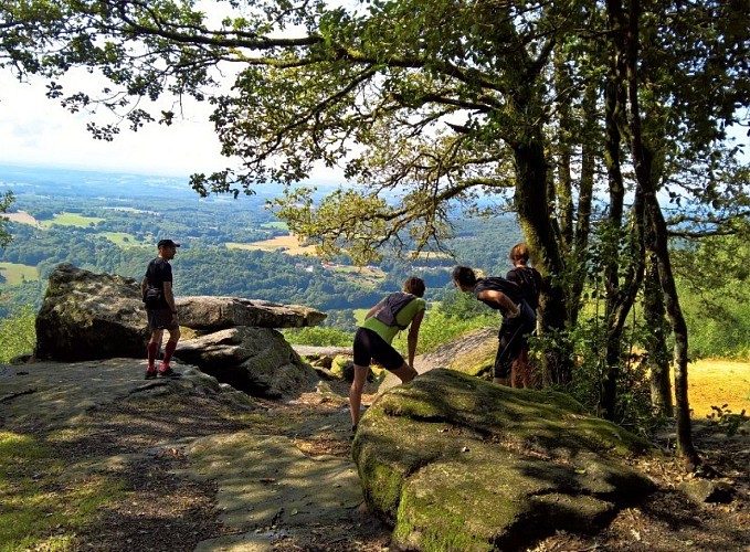 Base Uni'Vert Trail des Monts d'Ambazac - Le sentier de la pierre branlante
