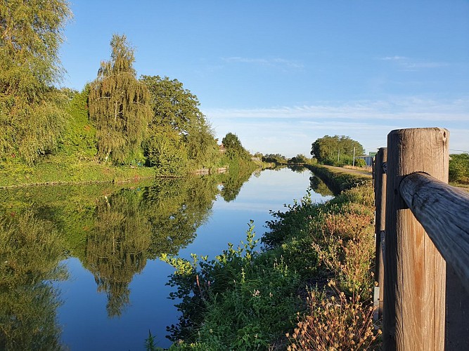 Canal du Centre à l'Autmone à Paray-le-Monial