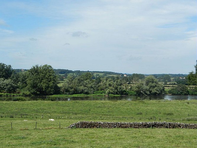 Baugy03_ITIBOU071159927