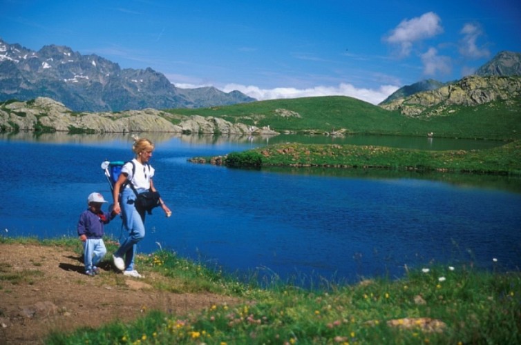 Plateau de l'Alpette, le lac Besson et le lac Noir