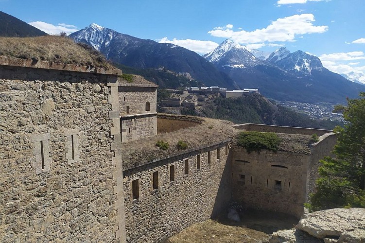 Fort des Salettes, randonnée La Vachette