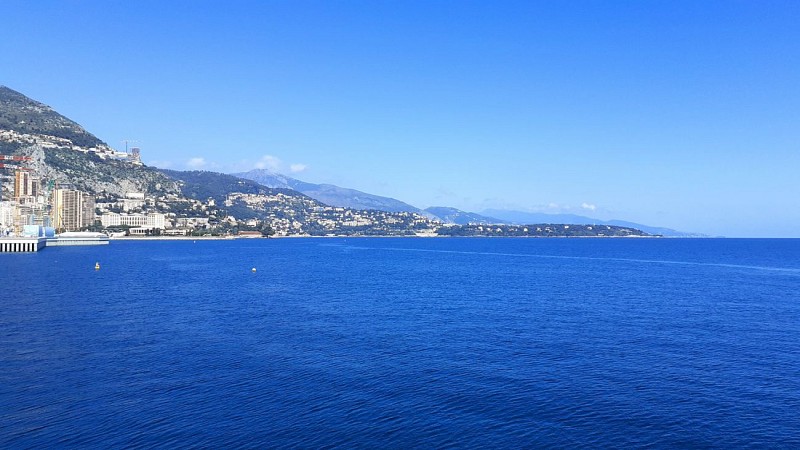 Un regard vers le Cap-Martin