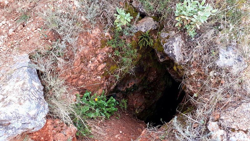 Cavité et univers souterrain