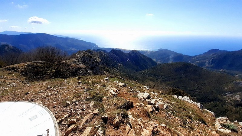 Panorama surprenant depuis le sommet