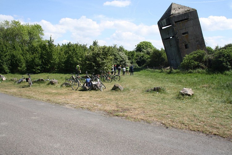 Tour penchée - Oye-Plage