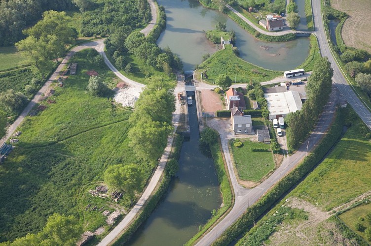 Ecluse d'Hennuin