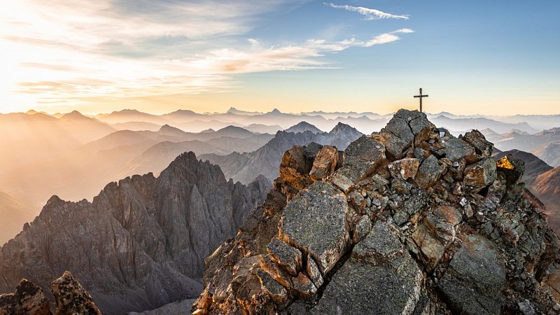 Tete de la Cassille - Tour du Queyrellin