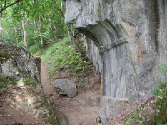 La Porte romaine de Bons