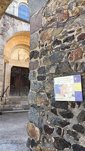 GR 765 Chemin de St Jacques Saint-Médard à Rivas