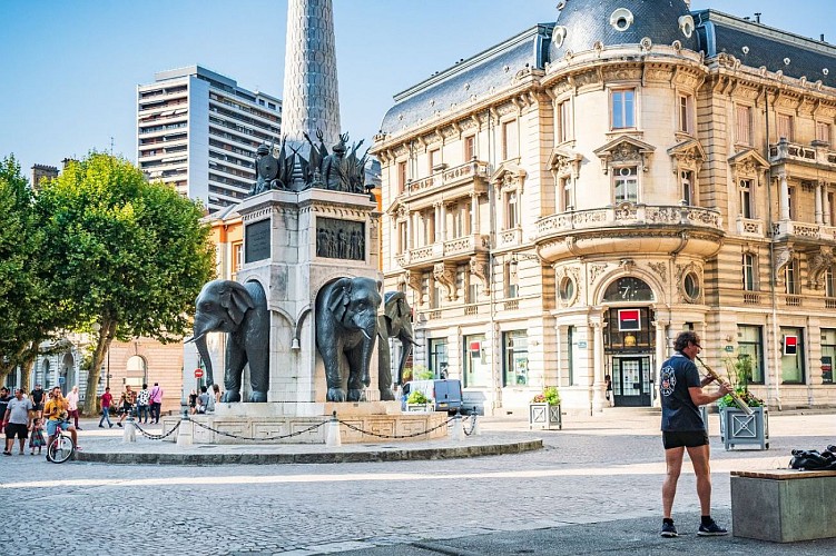 place des Eléphants