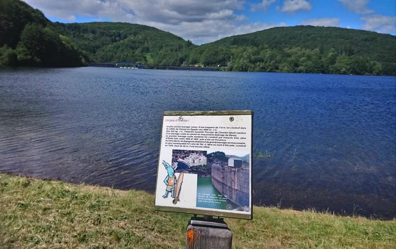 Route des Lacs -Raviège5