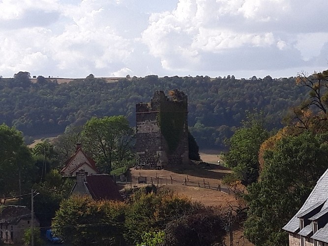 Le Château de Cropières à Raulhac