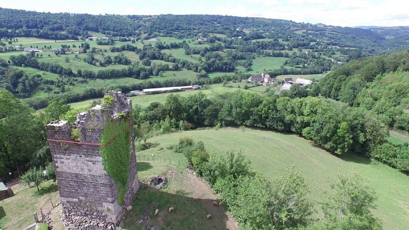 Le Château de Cropières à Raulhac