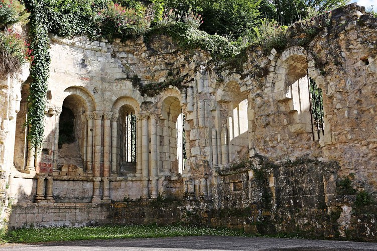 De SAUMUR à MONTREUIL-BELLAY en 1 jour